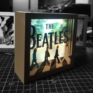caja luminica escritorio the beatles