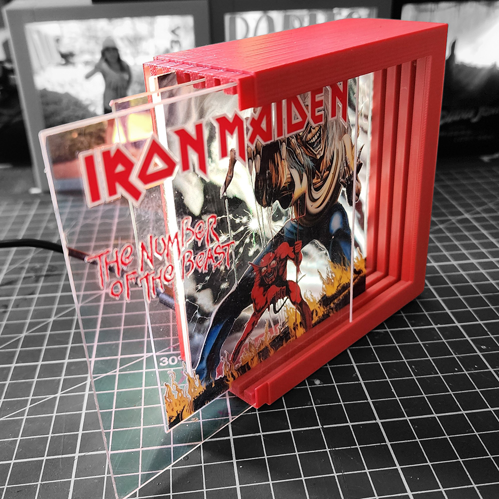 CajaLuminica Iron Maiden 5