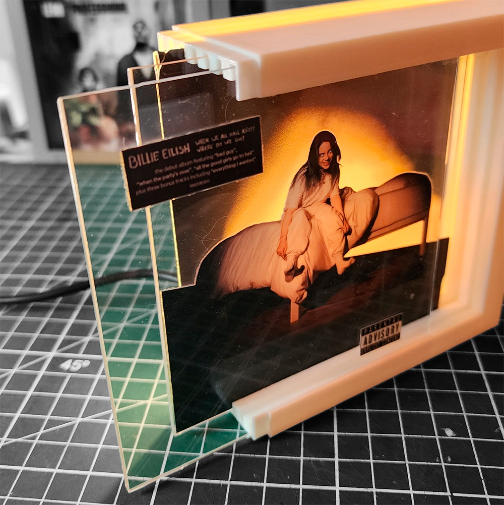 Billie Eilish Caja Luminica 1