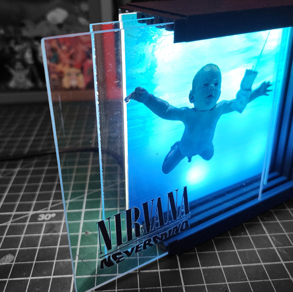 Nirvana Caja Luminica 1