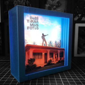 caja luminica escritorio bad bunny