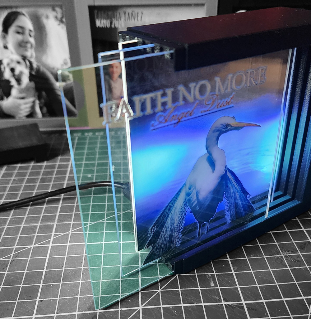 Faith No More Caja Luminica 1