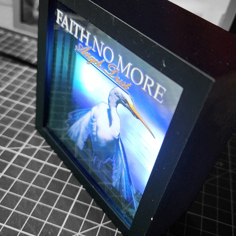 Faith No More Caja Luminica 2