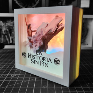 caja luminica escritorio historia sin fin