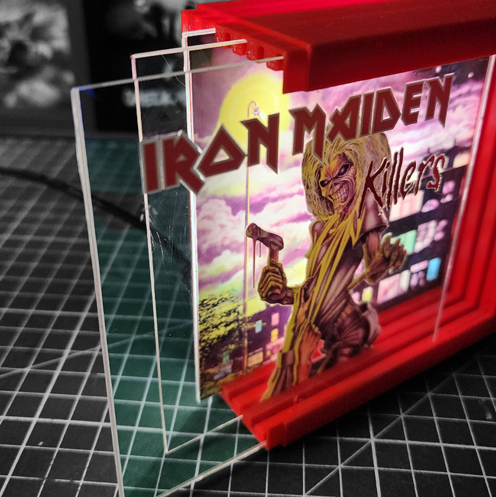 Iron Killers Caja Luminica 1