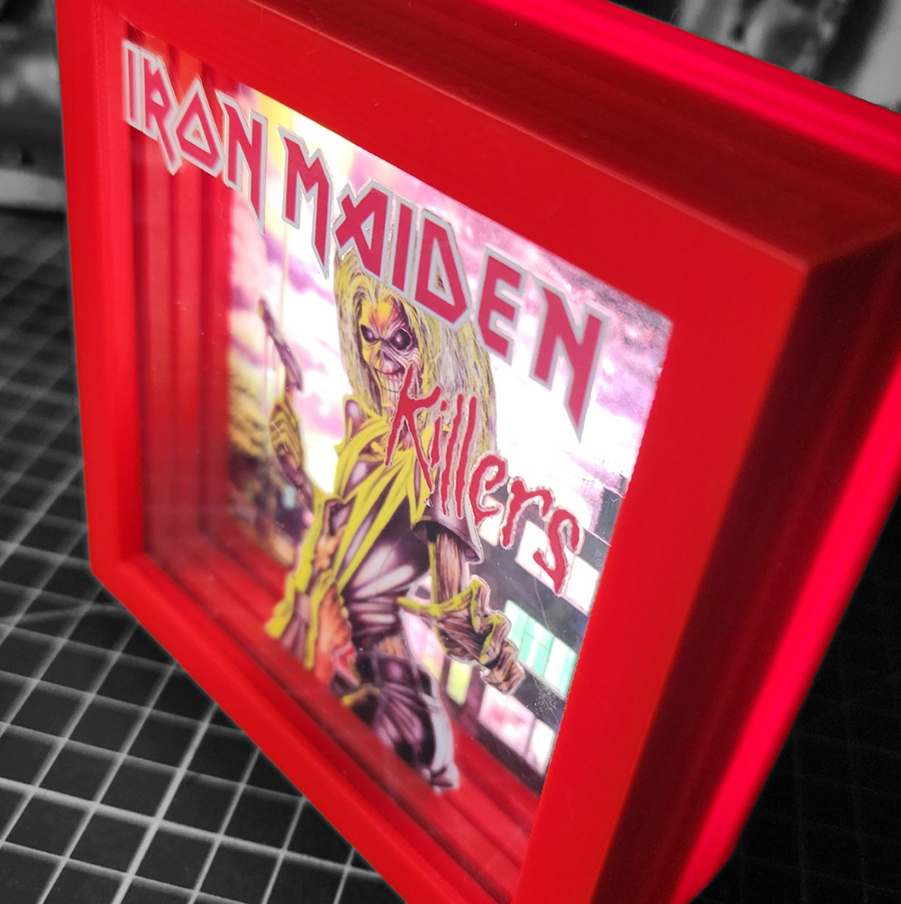 Iron Killers Caja Luminica 2