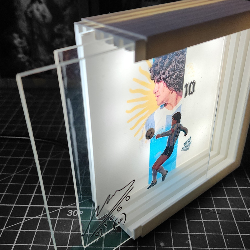 Maradona Caja Luminica 6