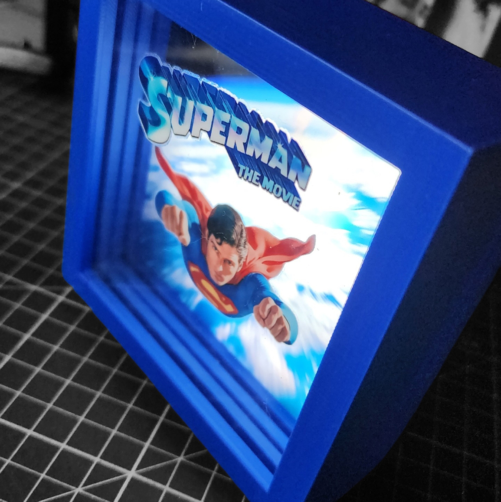 Superman Caja Luminica 2