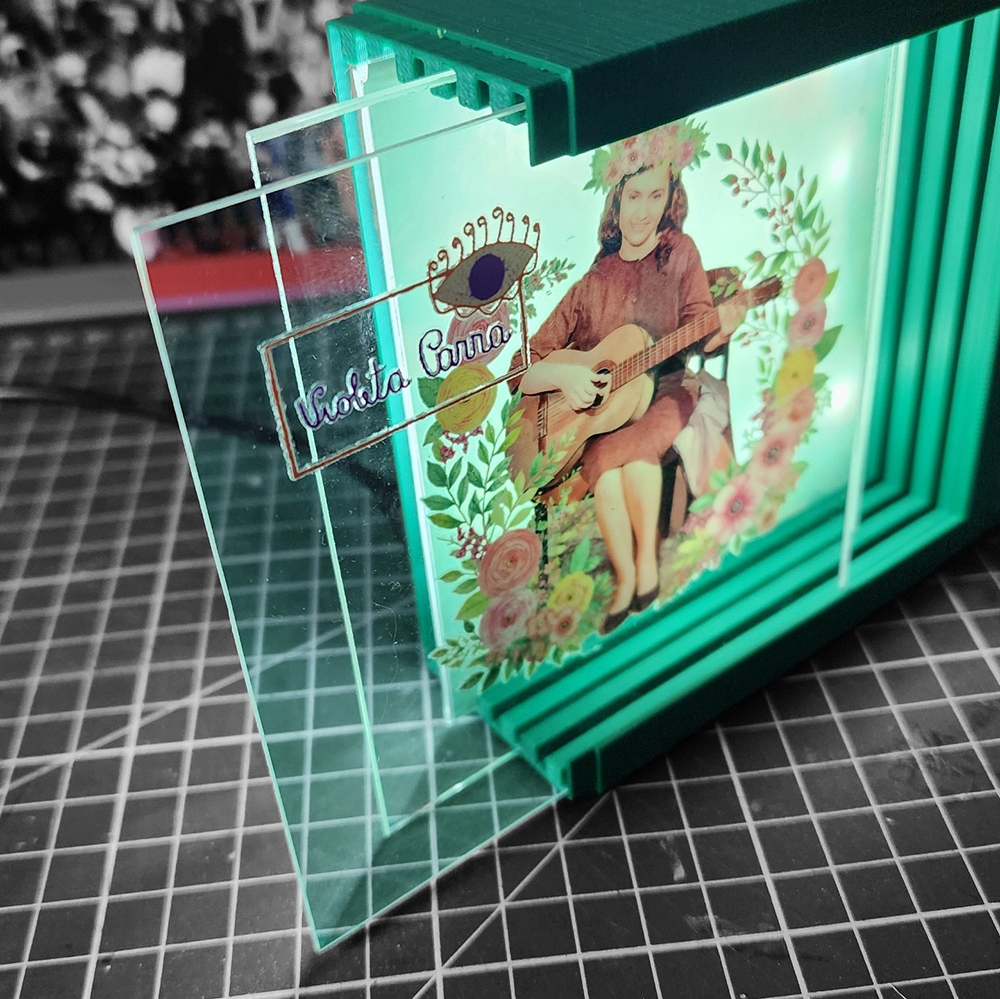 Violeta Caja Luminica 1