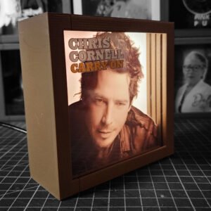 caja luminica escritorio chris cornell