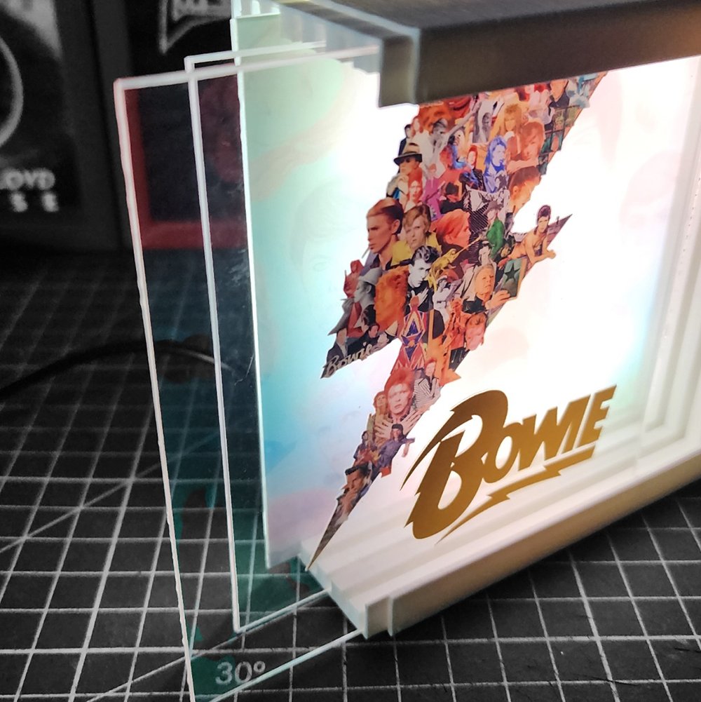 David Bowie 2 Caja Luminica 1